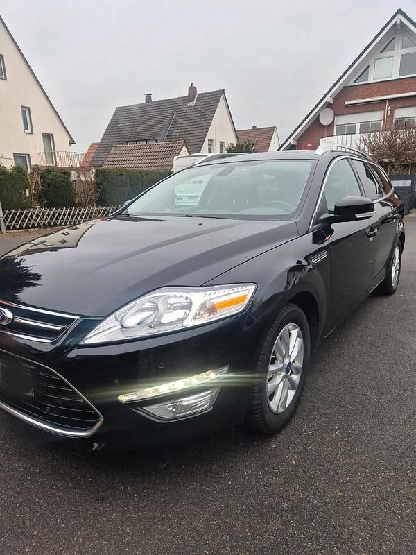 Używany Ford Mondeo 203 KM (149 kW) 2010 Czarny Kombi