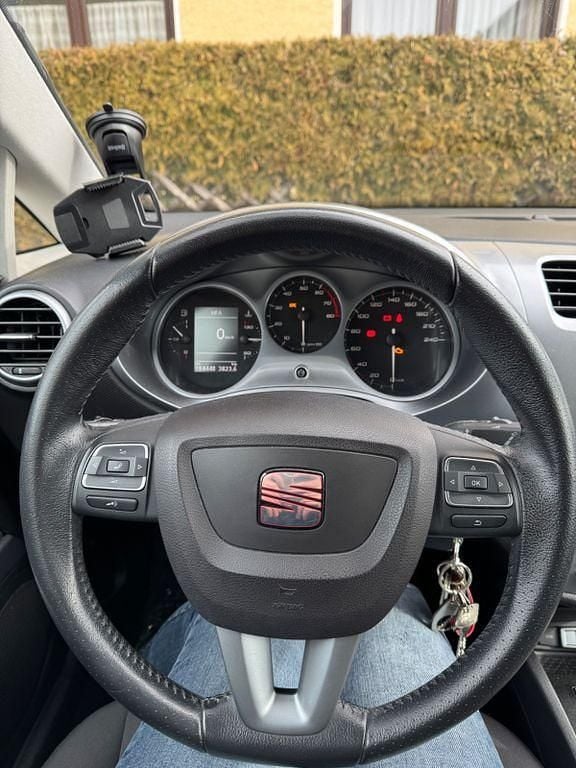 Gebraucht Seat Leon Ecomotive 105 PS (77 kW) 2012 Schwarz Limousine