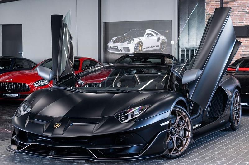 Gebraucht Lamborghini Aventador 770 PS (566 kW) 2021 Nero nemesis Cabrio