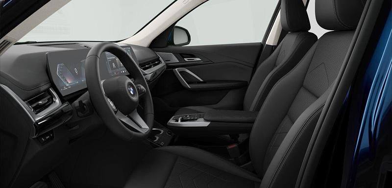 Gebraucht BMW X1 Comfort Edition 163 PS (119 kW) 2025 Blau SUV