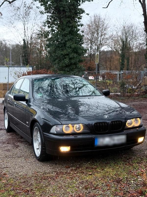 Gebraucht BMW 528 193 PS (141 kW) 2000 Schwarz Limousine