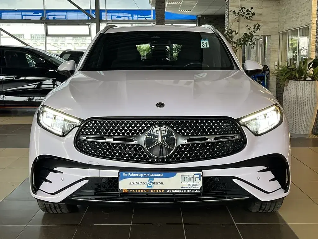 Gebraucht Mercedes GLC220 AMG line 197 PS (144 kW) 2024 Weiß SUV