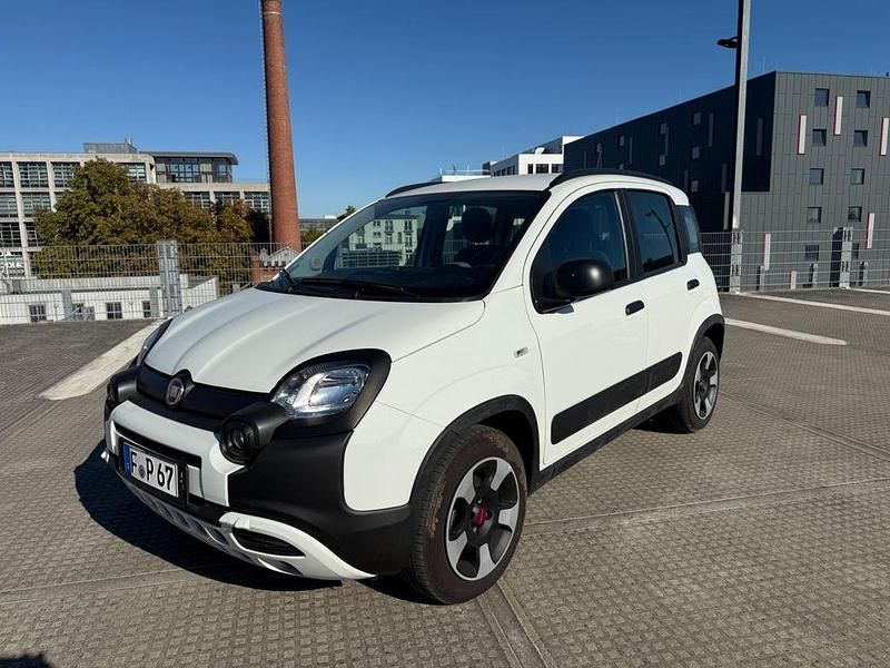 Weiß Gebraucht 2022 Fiat Panda Cross Cross Kleinwagen | 10.900 € (Guter Preis) - Bild 1/4