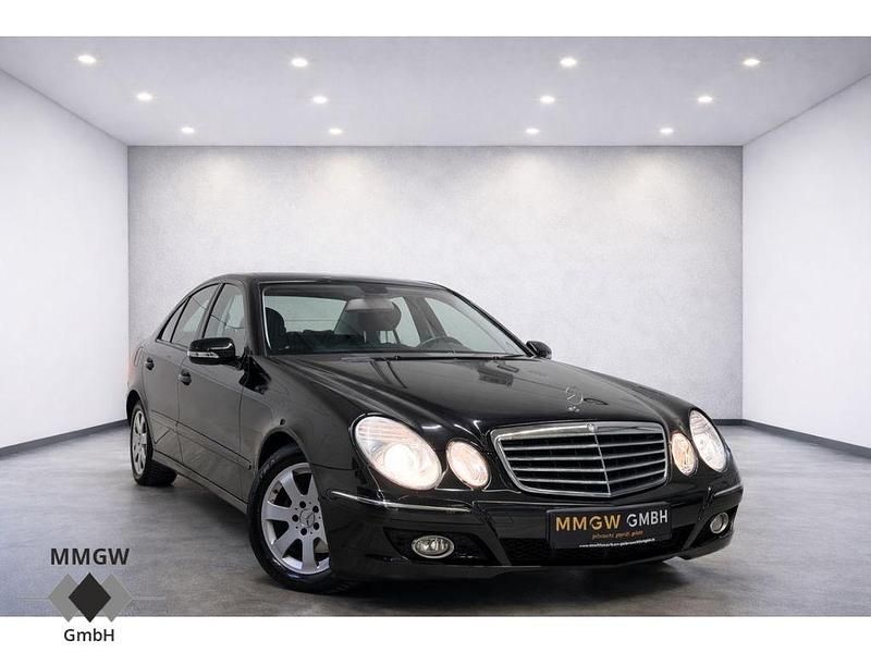 Gebraucht Mercedes E200 136 PS (100 kW) 2007 Obsidianschwarz  metalliclack Limousine