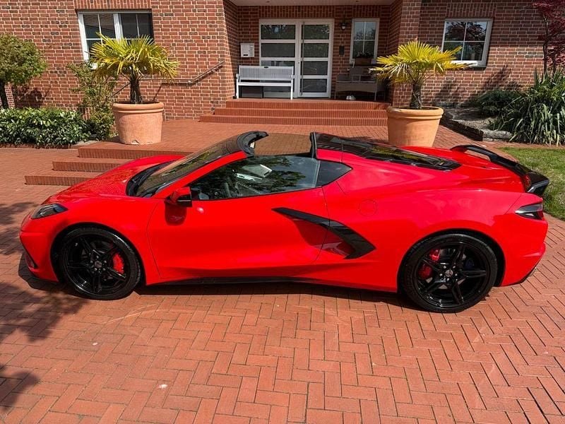Second-hand Corvette Stingray 481 CP (353 kW) 2024 Roșu