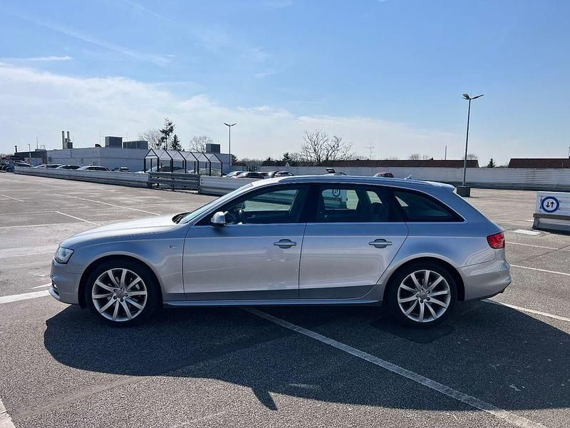 Gebraucht Audi A4 S-Line 177 PS (130 kW) 2014 Silber Limousine