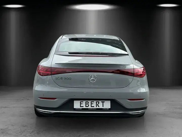 Gebraucht Mercedes EQE300 180 kW (245 PS) 2024 Manufaktur lack alpingrau uni Limousine