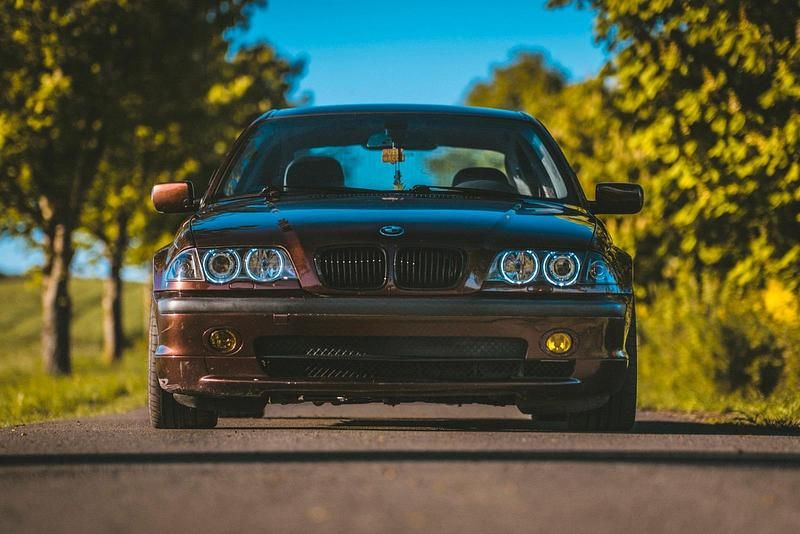 Gebraucht 2000 BMW 328 Limousine | 2.500 € - Bild 1/4