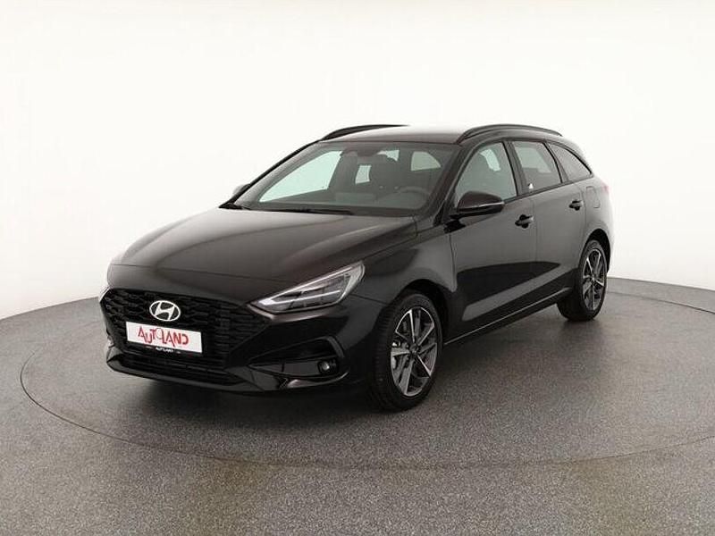 Schwarz Neu 2025 Hyundai i30 Kombi | 26.890 € (Fairer Preis) - Bild 1/4