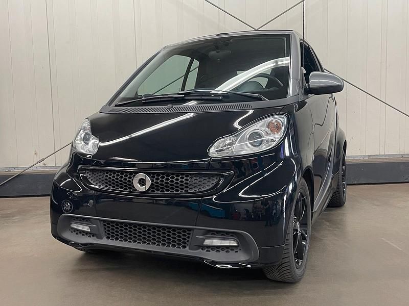 Gebraucht Smart ForTwo Cabrio 71 PS (52 kW) 2014 Schwarz Cabrio