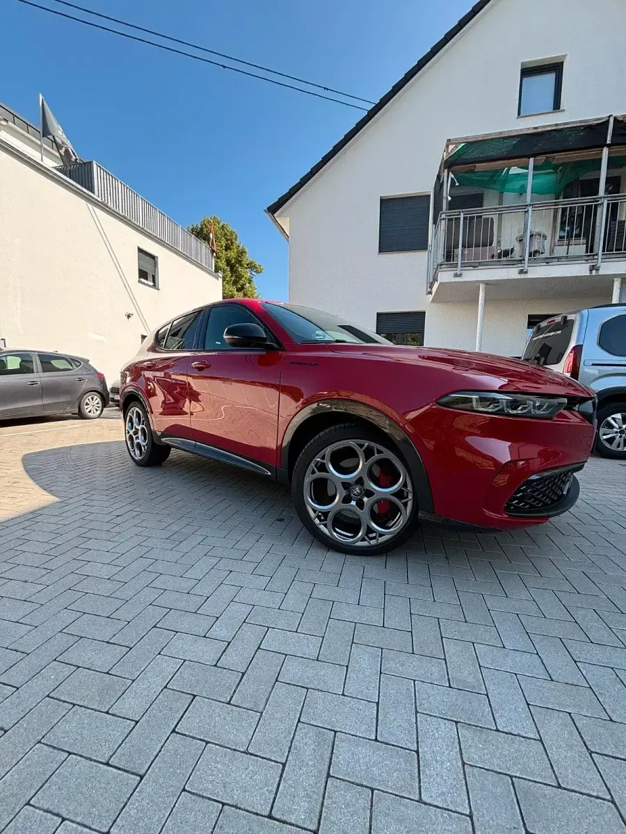 Gebraucht Alfa Romeo Tonale Veloce 130 PS (95 kW) 2022 Rot SUV