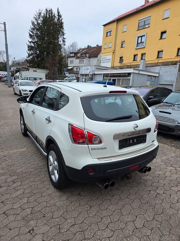 Gebraucht Nissan Qashqai Acenta 141 PS (103 kW) 2009 Weiß SUV