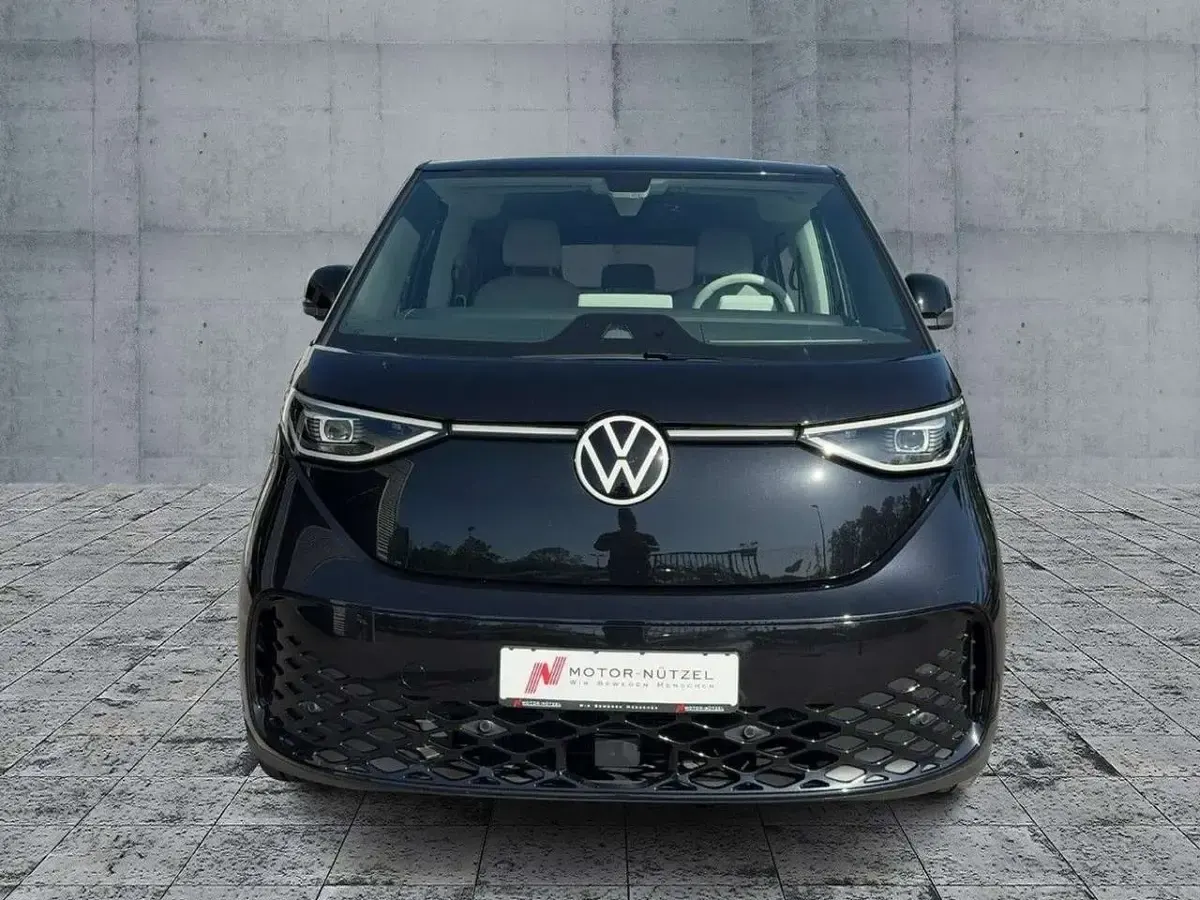 Gebraucht VW ID. Buzz Pro 150 kW (204 PS) 2023 Deep black perleffekt Van / Kleinbus