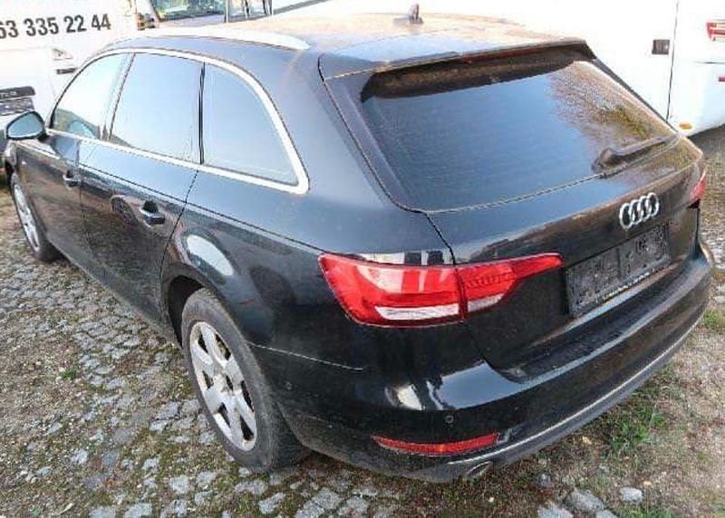 Gebraucht Audi A4 Sport 150 PS (110 kW) 2016 Schwarz Kombi