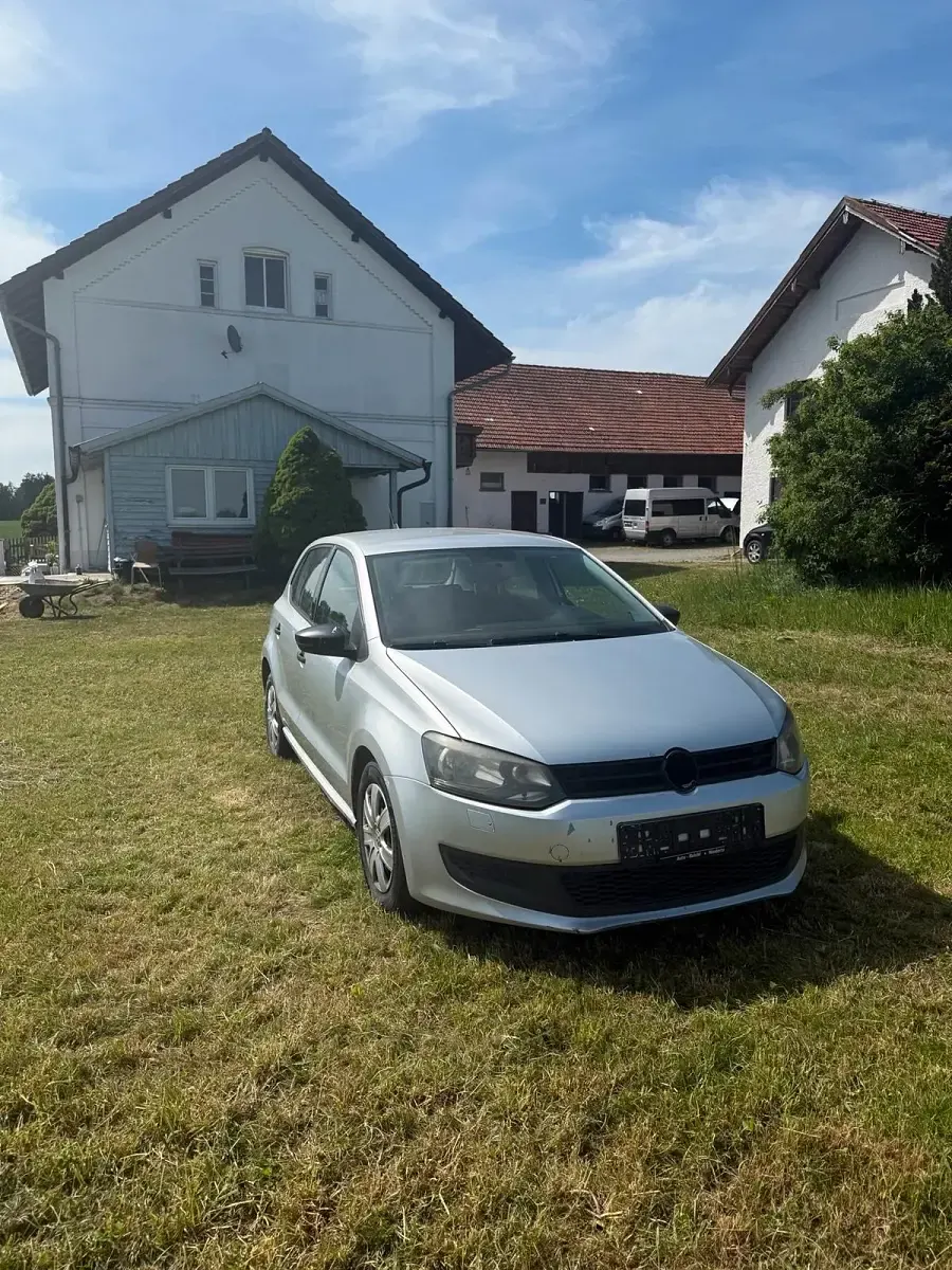 Usata VW Polo 75 CV (55 kW) 2011 Argento Utilitaria