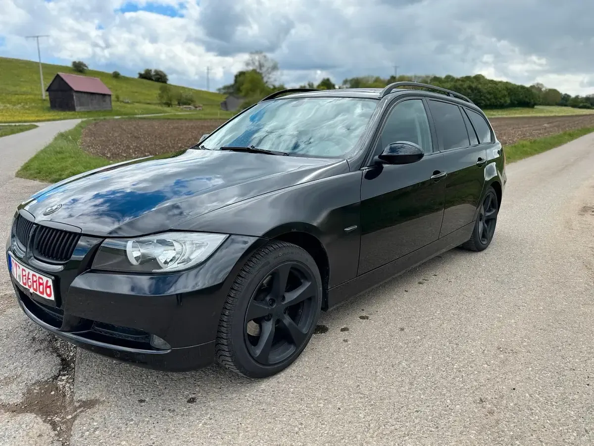 Gebraucht BMW 320 150 PS (110 kW) 2007 Schwarz Kombi