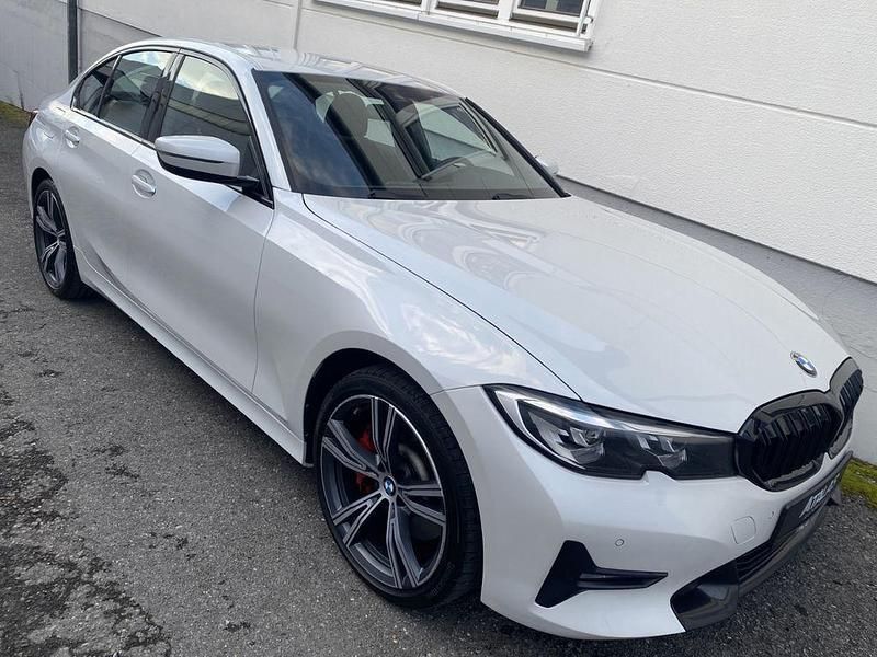 Gebraucht BMW 330 Shadowline 258 PS (189 kW) 2021 Weiß Limousine