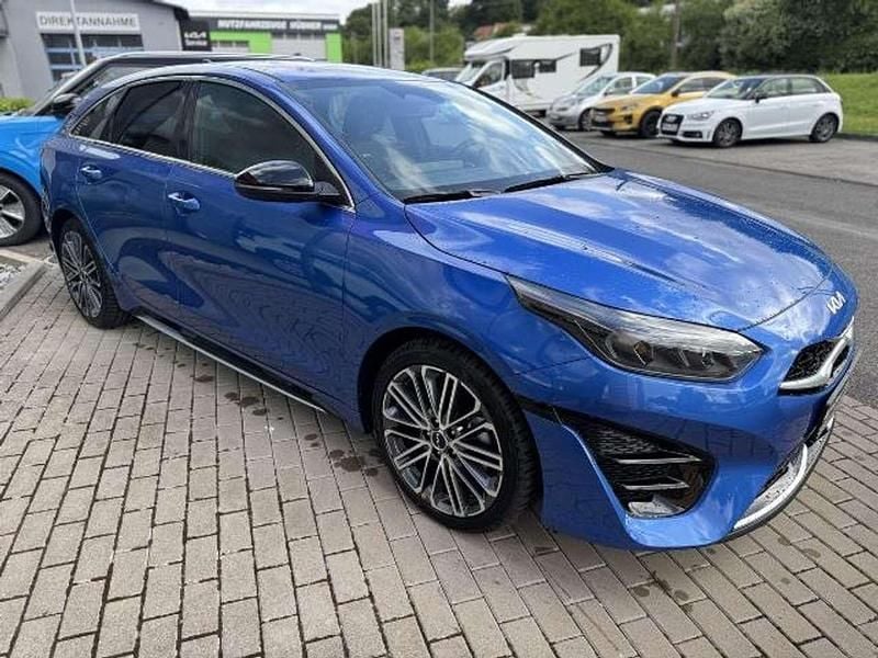 Neu Kia ProCeed GT-Line 140 PS (102 kW) 2025 Grau Kleinwagen