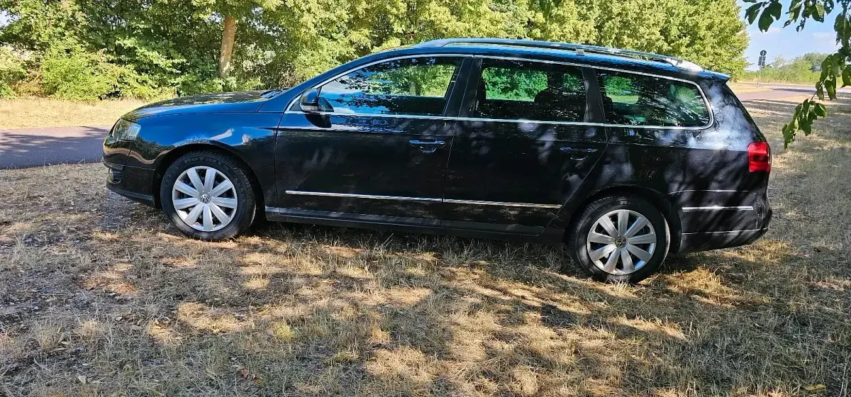 Gebraucht VW Passat 140 PS (102 kW) 2010 Schwarz Kombi
