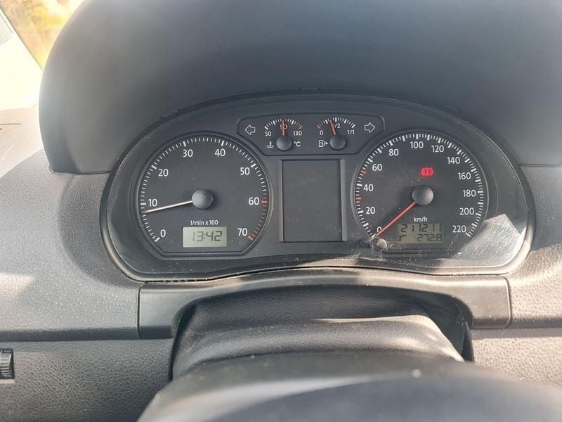 Gebraucht VW Polo 80 PS (58 kW) 2008 Schwarz Kleinwagen