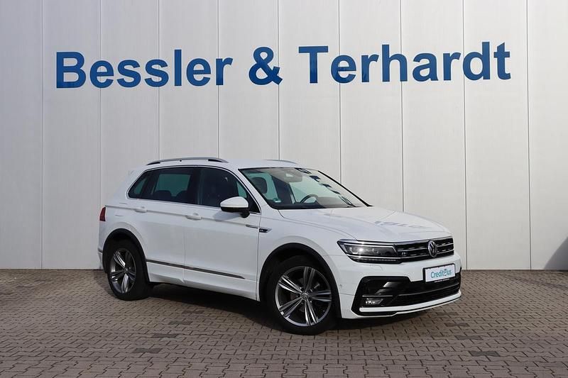 Gebraucht 2018 VW Tiguan Highline SUV | 26.580 € (Teuer) - Bild 1/4