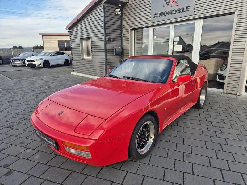 Rot Gebraucht 1979 Porsche 924 Coupé | 18.490 € - Bild 1/4