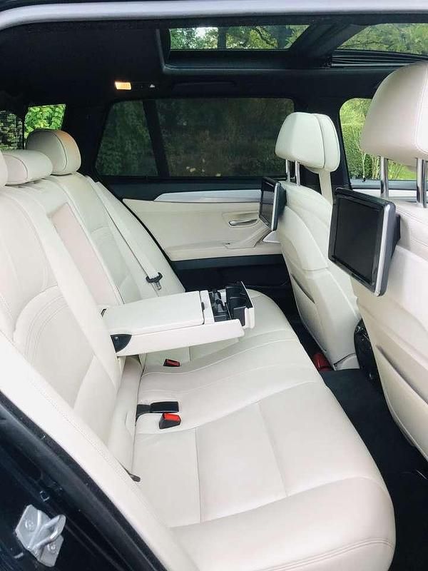 Gebraucht BMW M550 Shadowline 381 PS (280 kW) 2013 Blau Limousine