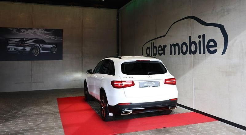 Gebraucht Mercedes GLC300 245 PS (180 kW) 2018 Weiß SUV