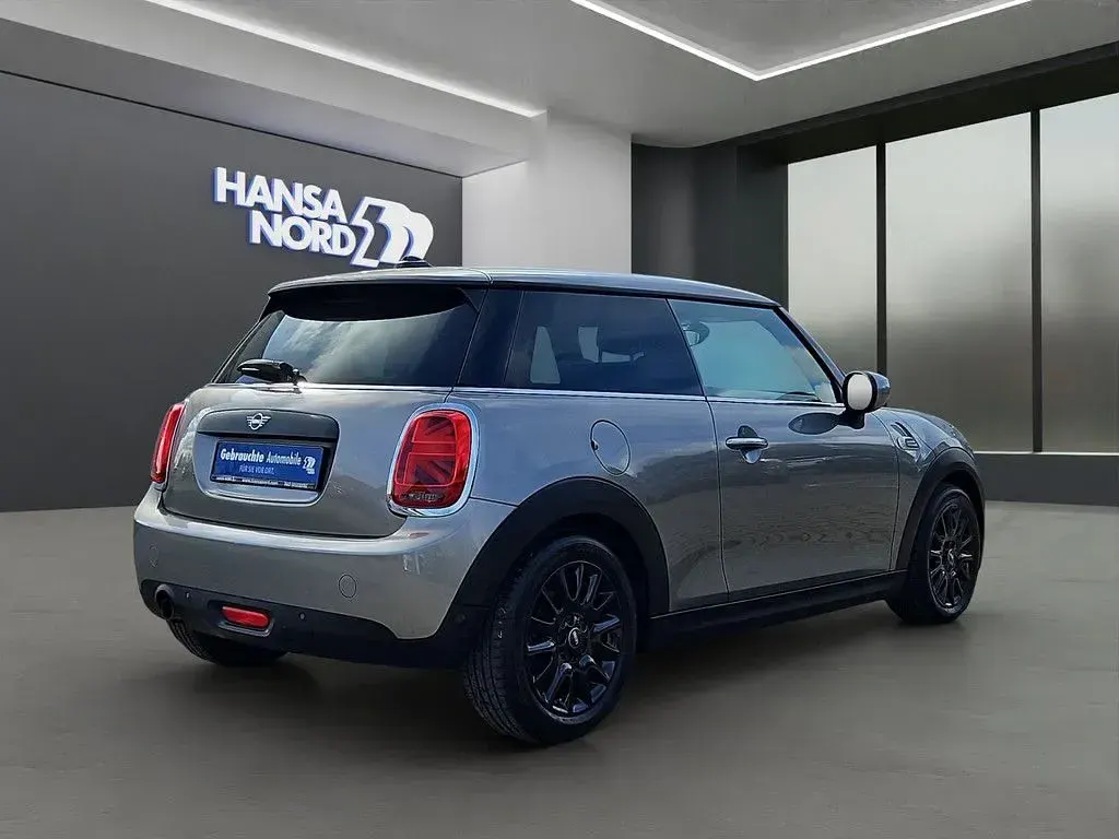 Occasion Mini ONE 102 PK (75 kW) 2019 Zilver Hatchback