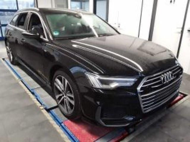 Gebraucht Audi A6 S-Line 204 PS (150 kW) 2022 Mythosschwarz metallic Kombi