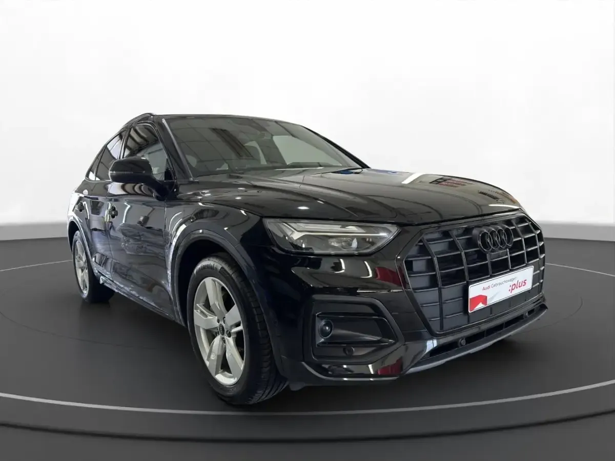 Gebraucht Audi Q5 Sportback Ambiente 163 PS (119 kW) 2023 Schwarz SUV
