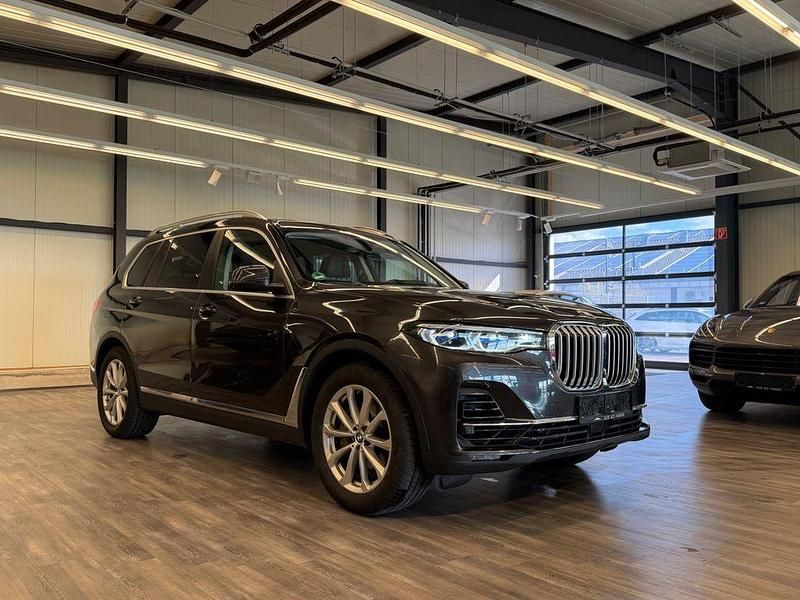 Gebraucht BMW X7 340 PS (250 kW) 2022 Sophistograu brillanteffekt me SUV
