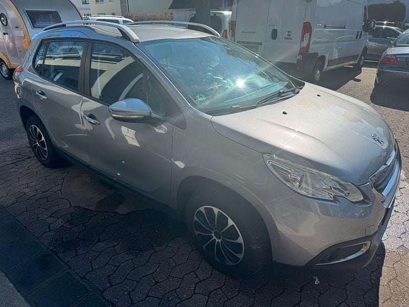 Gebraucht Peugeot 2008 Active 82 PS (60 kW) 2016 Grau SUV