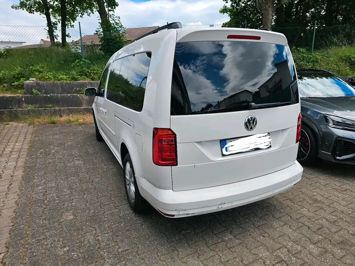 Gebraucht VW Caddy Maxi 150 PS (110 kW) 2020 Weiß Van / Kleinbus