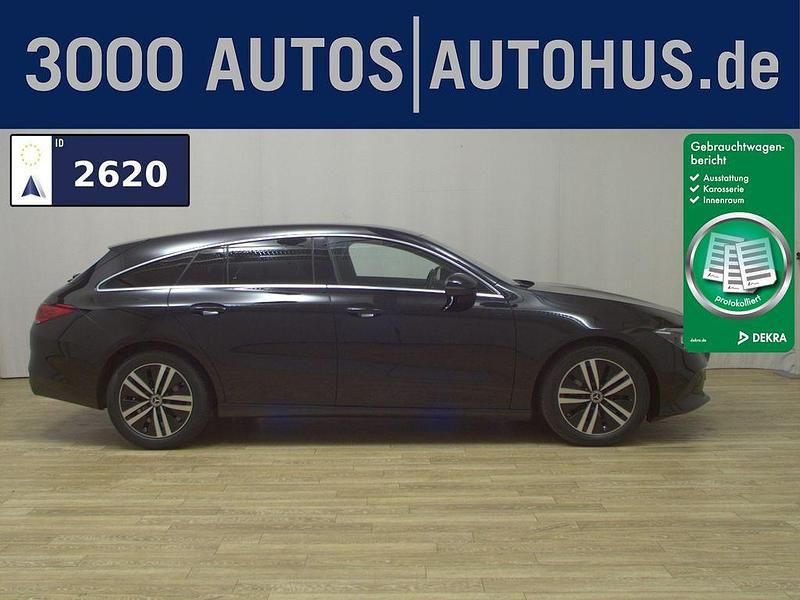Schwarz Gebraucht 2022 Mercedes CLA200 Shooting Brake Progressive Kombi | 20.980 € (Guter Preis) - Bild 1/4