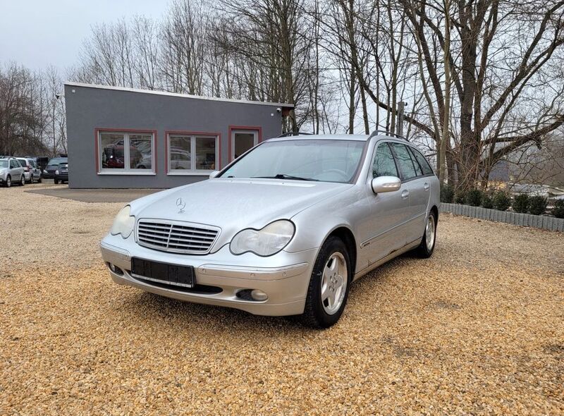 Gebraucht Mercedes C180 143 PS (105 kW) 2003 Silber Limousine