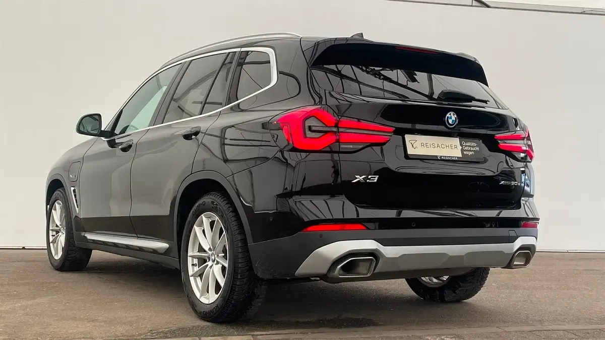 Gebraucht BMW X3 Efficient Dynamics 292 PS (214 kW) 2022 Schwarz uni SUV
