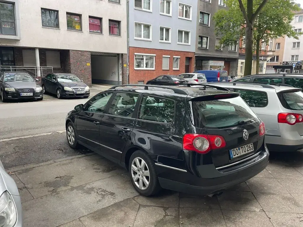Gebraucht VW Passat Individual 170 PS (125 kW) 2007 Schwarz Limousine