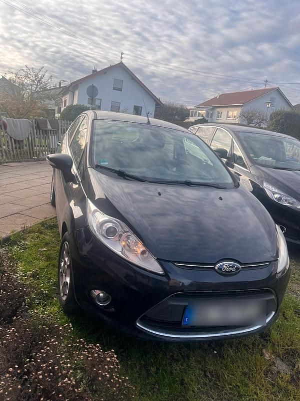 Gebraucht Ford Fiesta 82 PS (60 kW) 2012 Schwarz Kombi