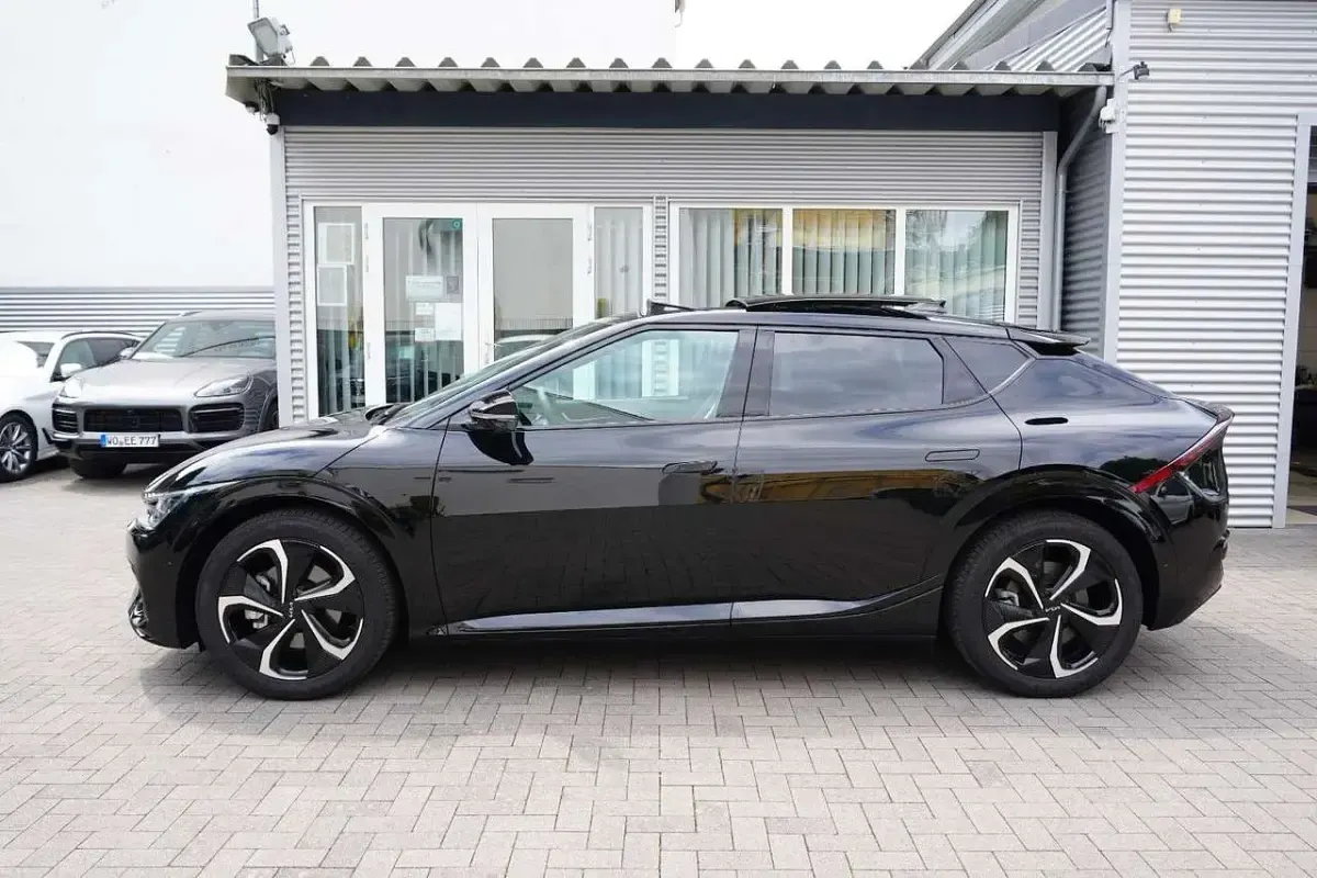 Gebraucht Kia EV6 GT-Line 167 kW (228 PS) 2024 Schwarz SUV