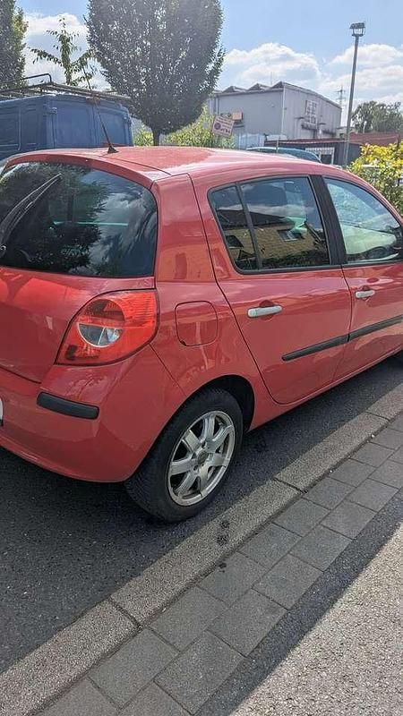 Gebraucht 2007 Renault Clio II Exception Limousine | 1.100 € (Fairer Preis) - Bild 1/4