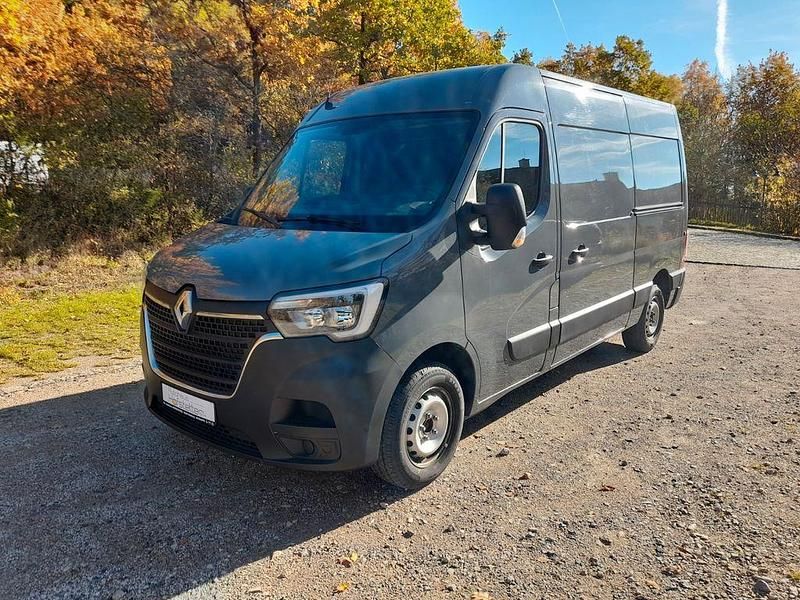 Grau Gebraucht 2021 Renault Master Limousine | 30.940 € - Bild 1/4