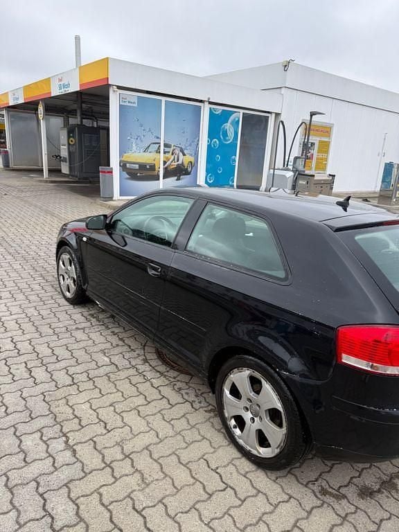 Gebraucht Audi A3 Ambiente 140 PS (102 kW) 2007 Schwarz Kleinwagen