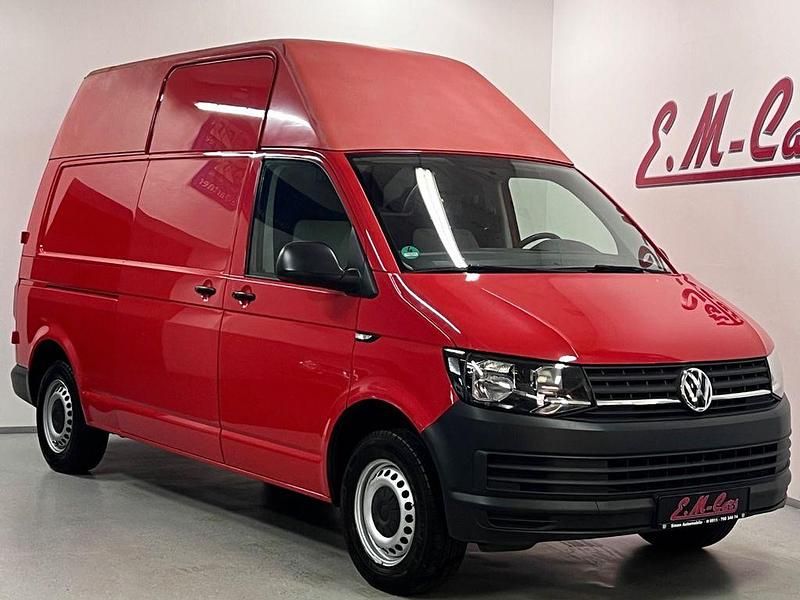 Gebraucht VW Transporter 102 PS (75 kW) 2016 Rot Van