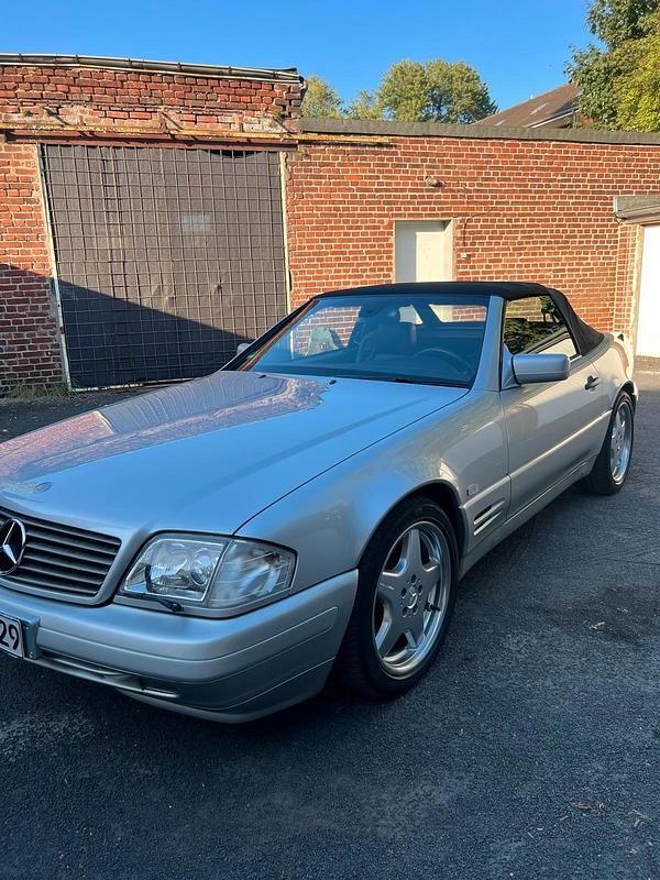 Silber Gebraucht 1998 Mercedes SL320 Cabrio | 24.600 € (Fairer Preis) - Bild 1/4