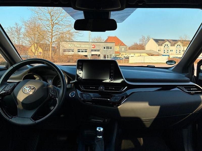 Gebraucht Toyota C-HR 122 PS (89 kW) 2020 Grau SUV