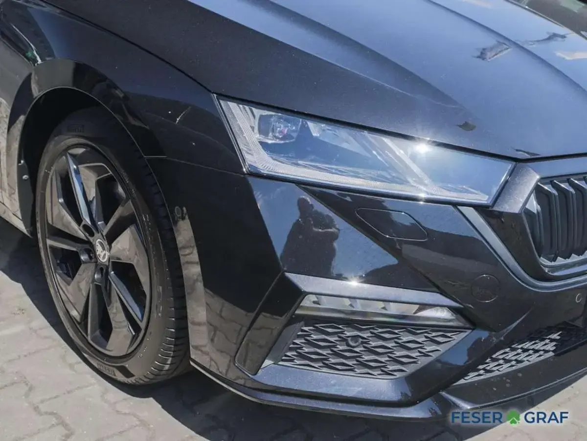 Gebraucht Skoda Octavia RS 200 PS (147 kW) 2024 Blackmagic perleffekt Kombi