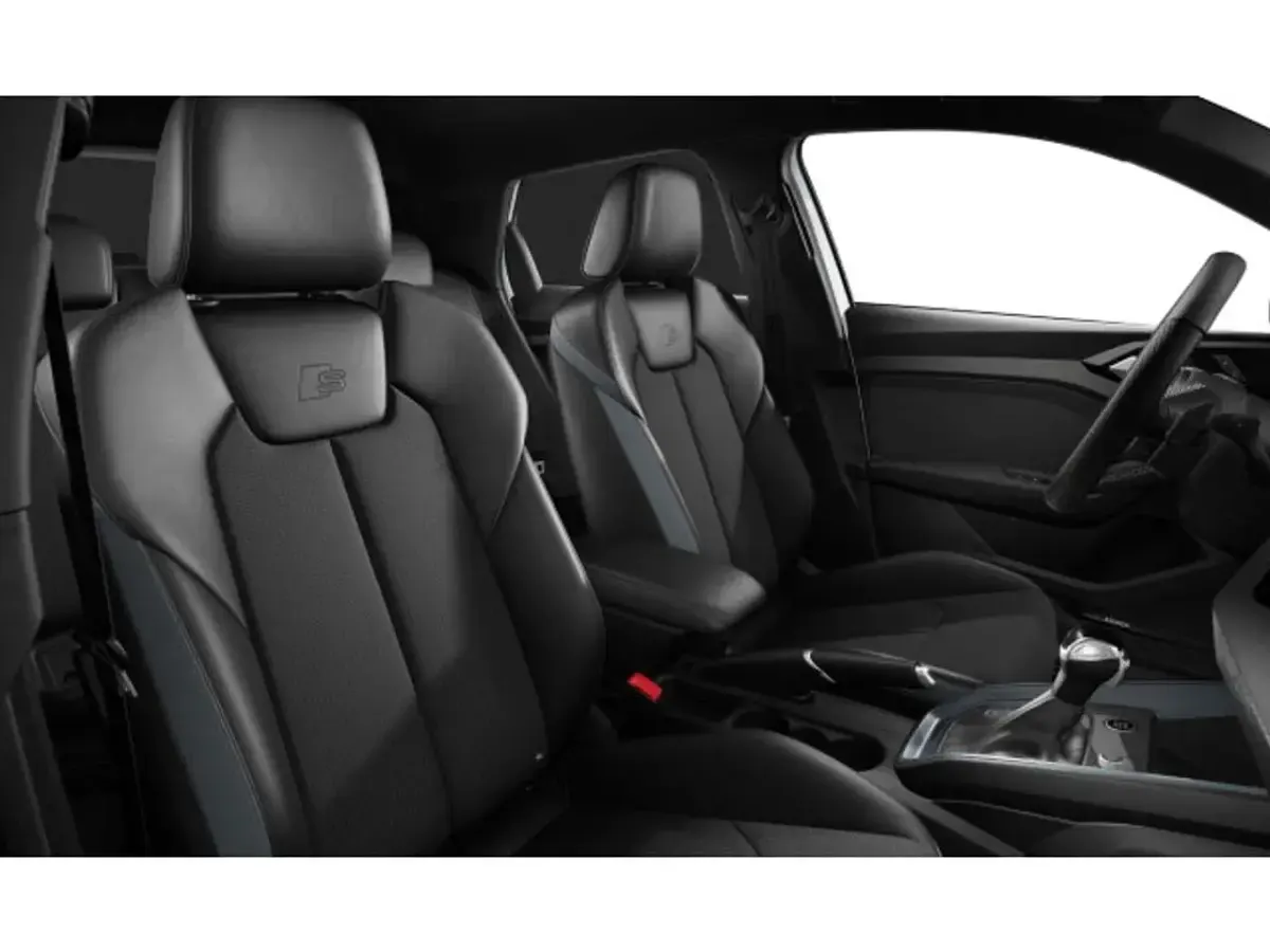 Gebraucht Audi A1 S-Line 150 PS (110 kW) 2025 Gletscherweiß metallic SUV