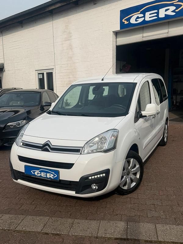 Gebraucht Citroën Berlingo SELECTION 98 PS (72 kW) 2015 Weiß Van / Kleinbus