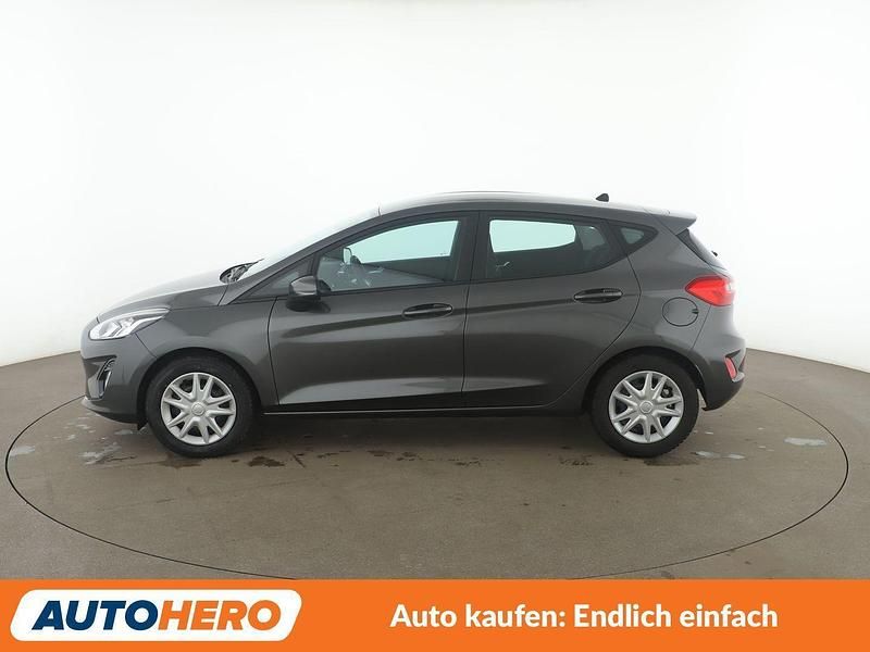Gebraucht Ford Fiesta Cool & Connect 71 PS (52 kW) 2018 Grau Limousine